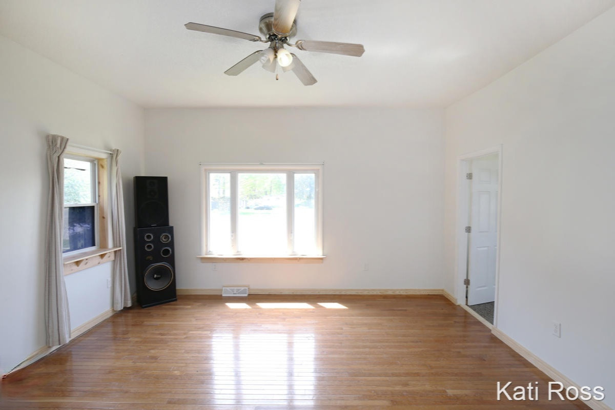 4010 Grow Road Northwest Stanton, MI 48888 - Photo 5 of 22 IMG_4014