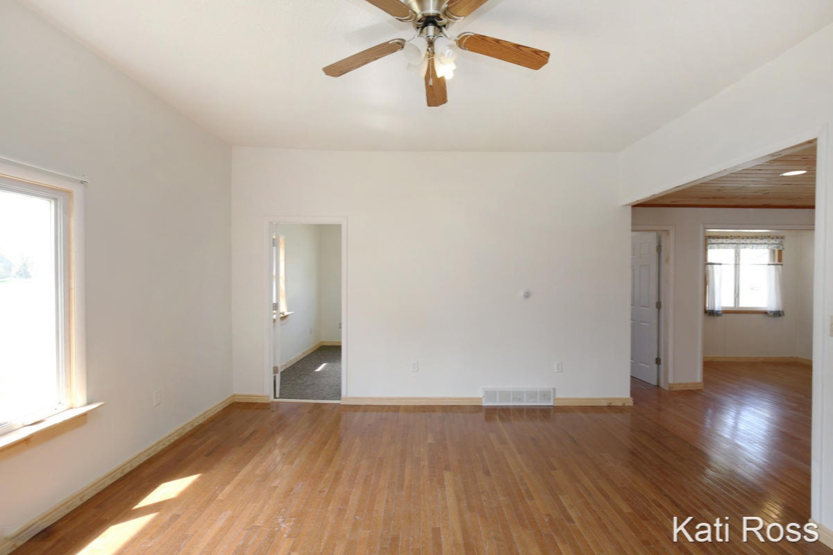 4010 Grow Road Northwest Stanton, MI 48888 - Photo 6 of 22 IMG_4015