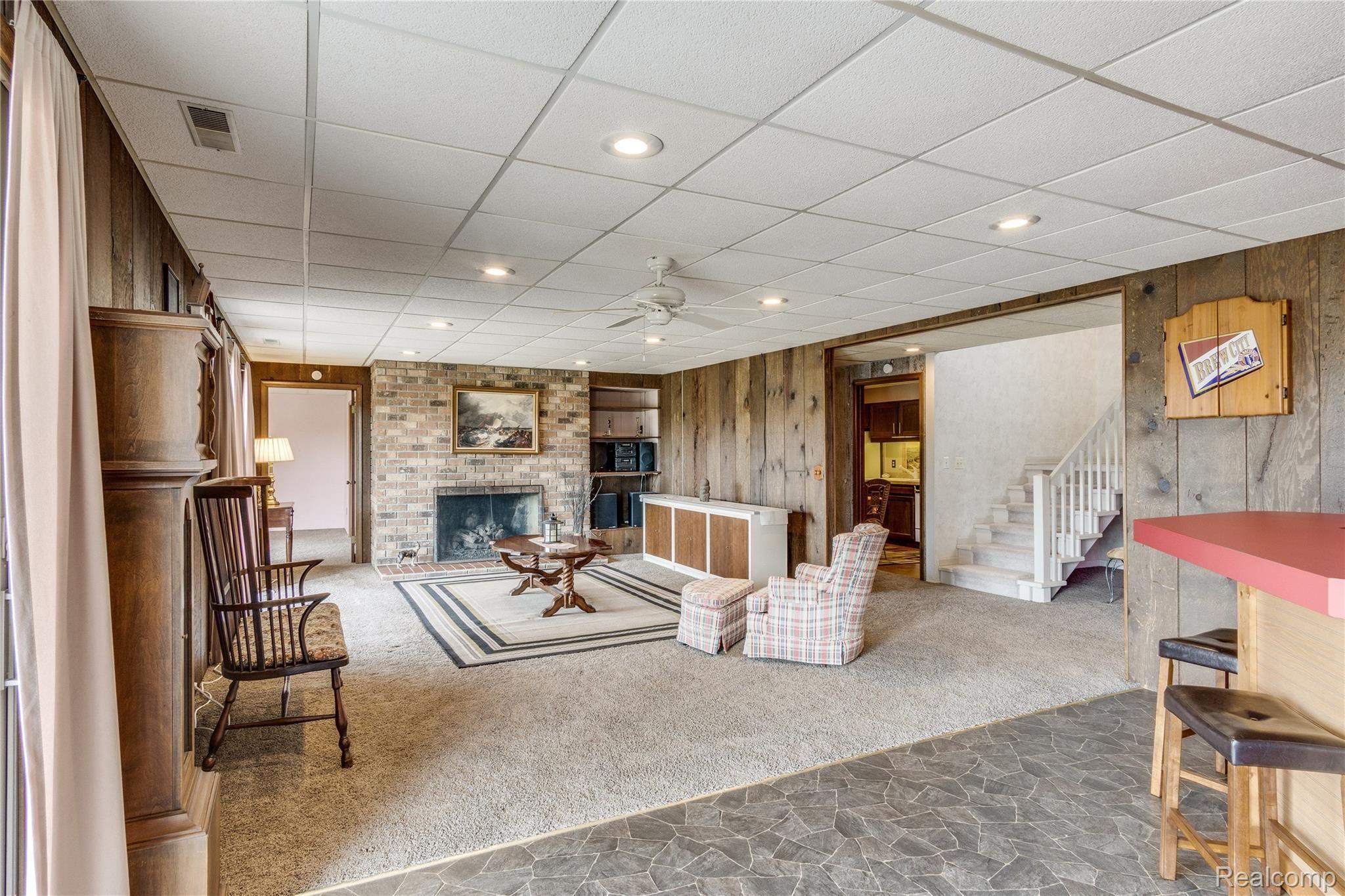 1438 Flushing Road Flushing, MI 48433 - Photo 20 of 32 Interiors (42 of 58).jpg