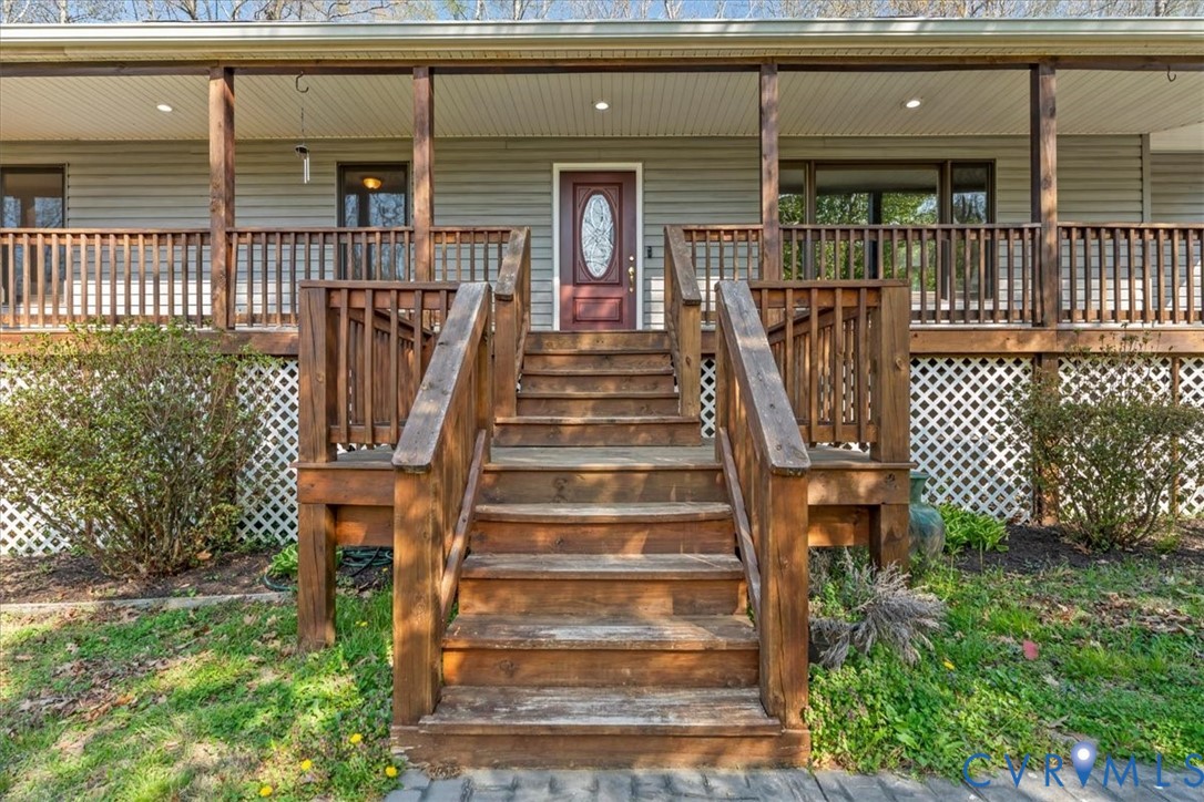 7040 Old Roxbury Road Quinton, VA 23141 - Photo 4 of 38