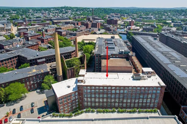 $2,000 | 200 Market Street, Unit 4504, Lowell, MA 01852