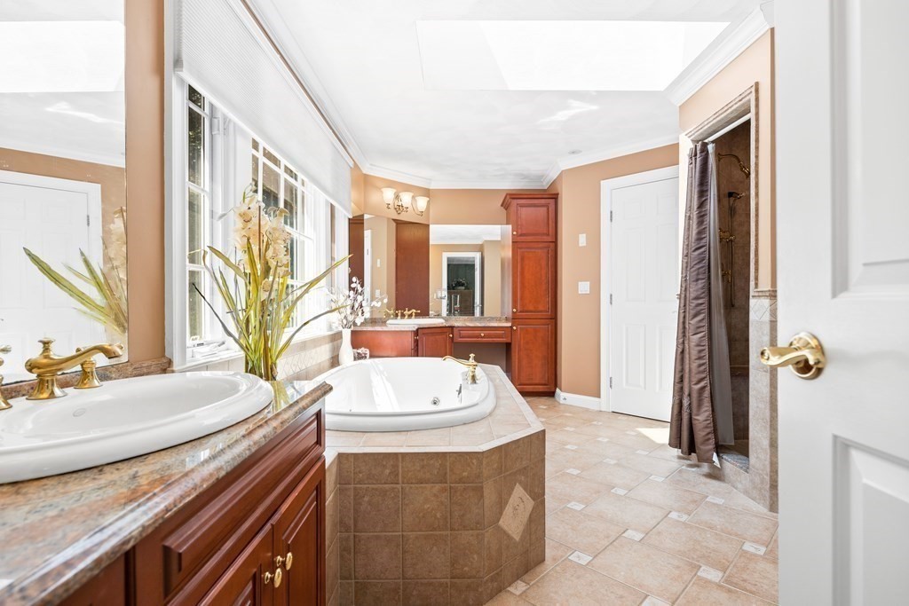 102 Spofford Road Boxford, MA 01921 - Photo 17 of 33