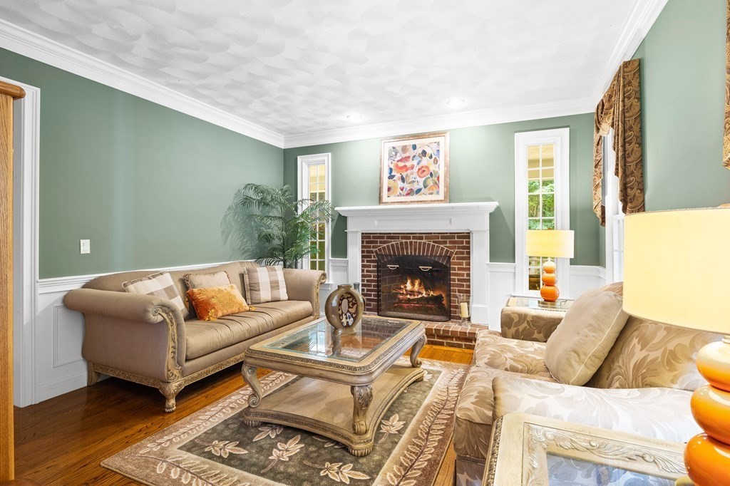 102 Spofford Road Boxford, MA 01921 - Photo 7 of 33