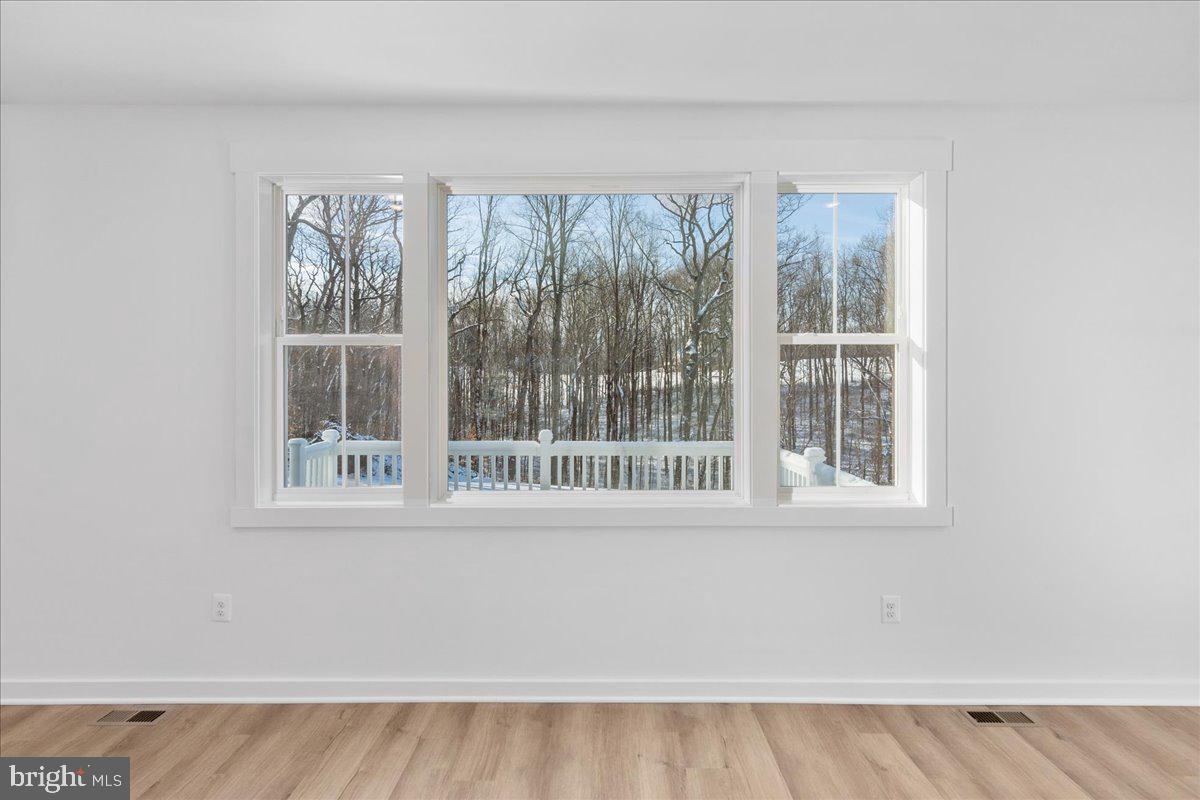 13935 Harrisville Road Mount Airy, MD 21771 - Photo 33 of 73 a view of a room that has a window in it