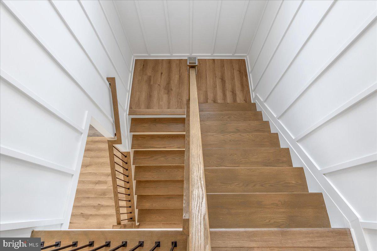 13935 Harrisville Road Mount Airy, MD 21771 - Photo 39 of 73 a view of entryway with wooden floor