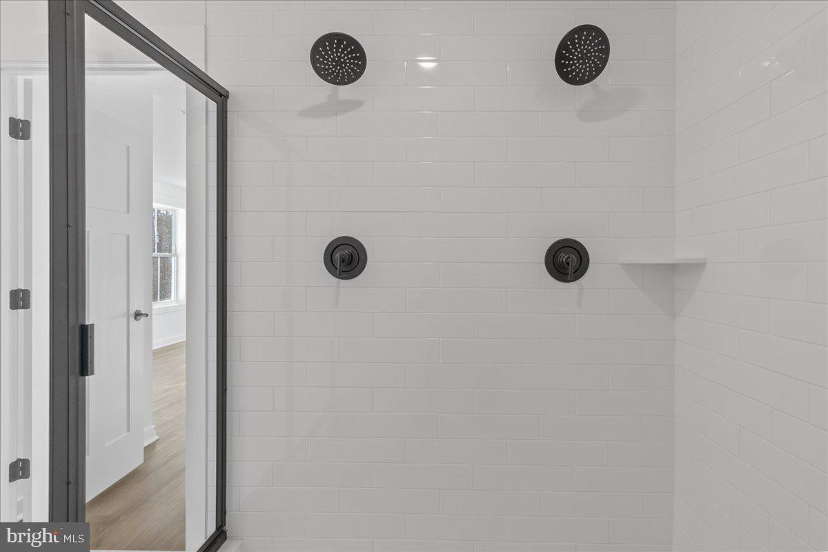 13935 Harrisville Road Mount Airy, MD 21771 - Photo 46 of 73 Dual Shower Head