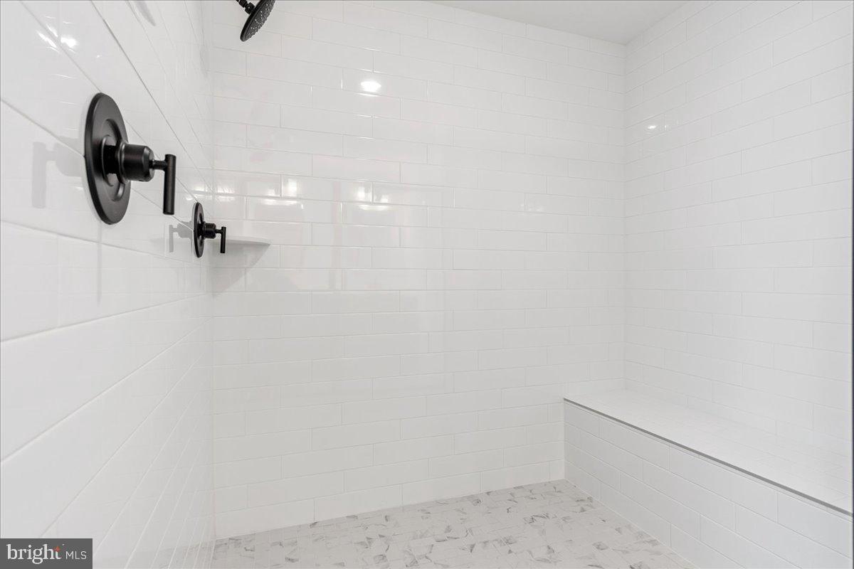 13935 Harrisville Road Mount Airy, MD 21771 - Photo 47 of 73 a bathroom with a sink and vanity