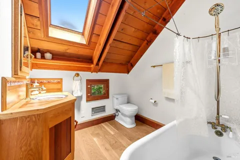 $1,100,000 | 4461 Lake County Highway, Calistoga, CA 94515