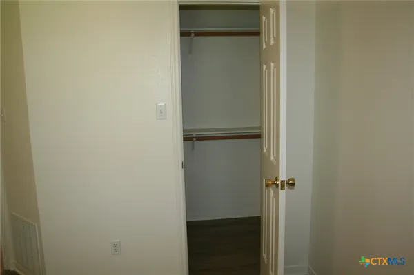 $279,900 | 2109 Southport Drive, Killeen, TX 76542