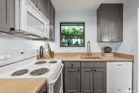 $798,000 | 11 Littlefield Terrace, San Francisco, CA 94107