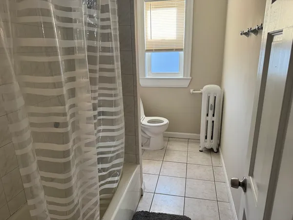 $3,900 | 234 Boylston Street, Unit 2, Watertown, MA 02472
