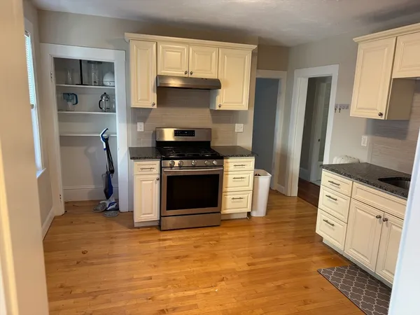$3,900 | 234 Boylston Street, Unit 2, Watertown, MA 02472