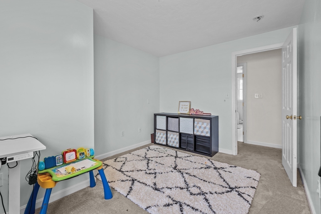 3 Taylor Road Bellingham, MA 02019 - Photo 24 of 41