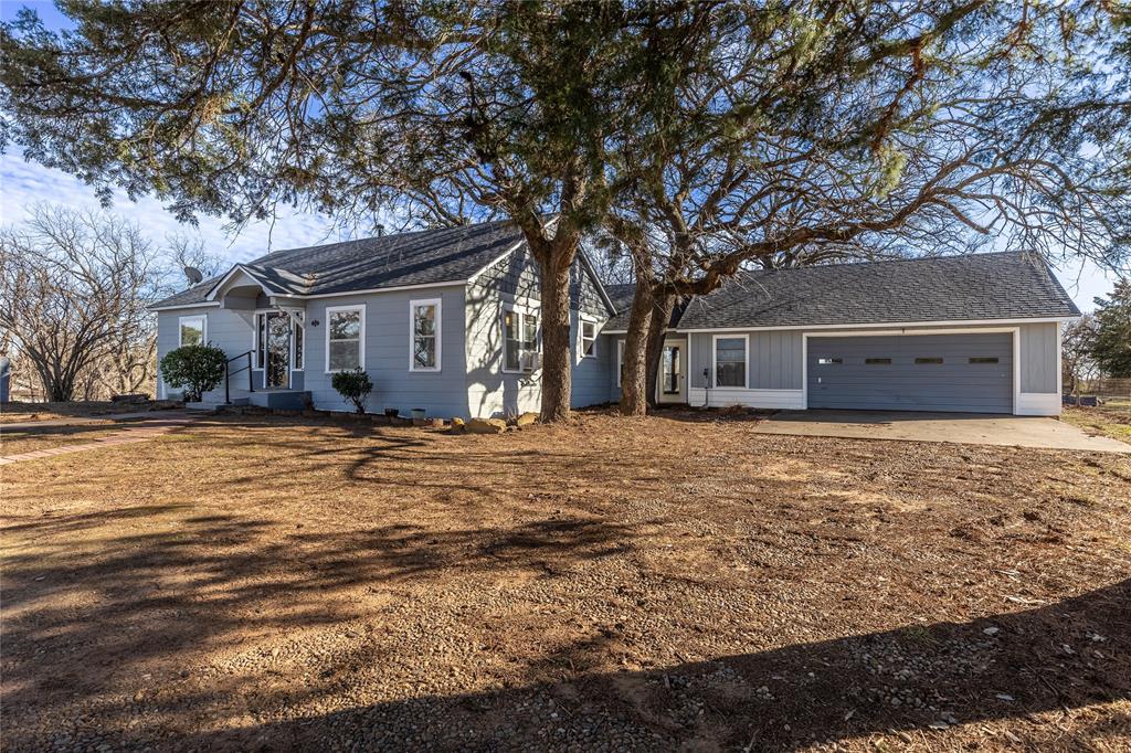 1912 East Texas Street Denison, TX 75021 - Photo 2 of 23