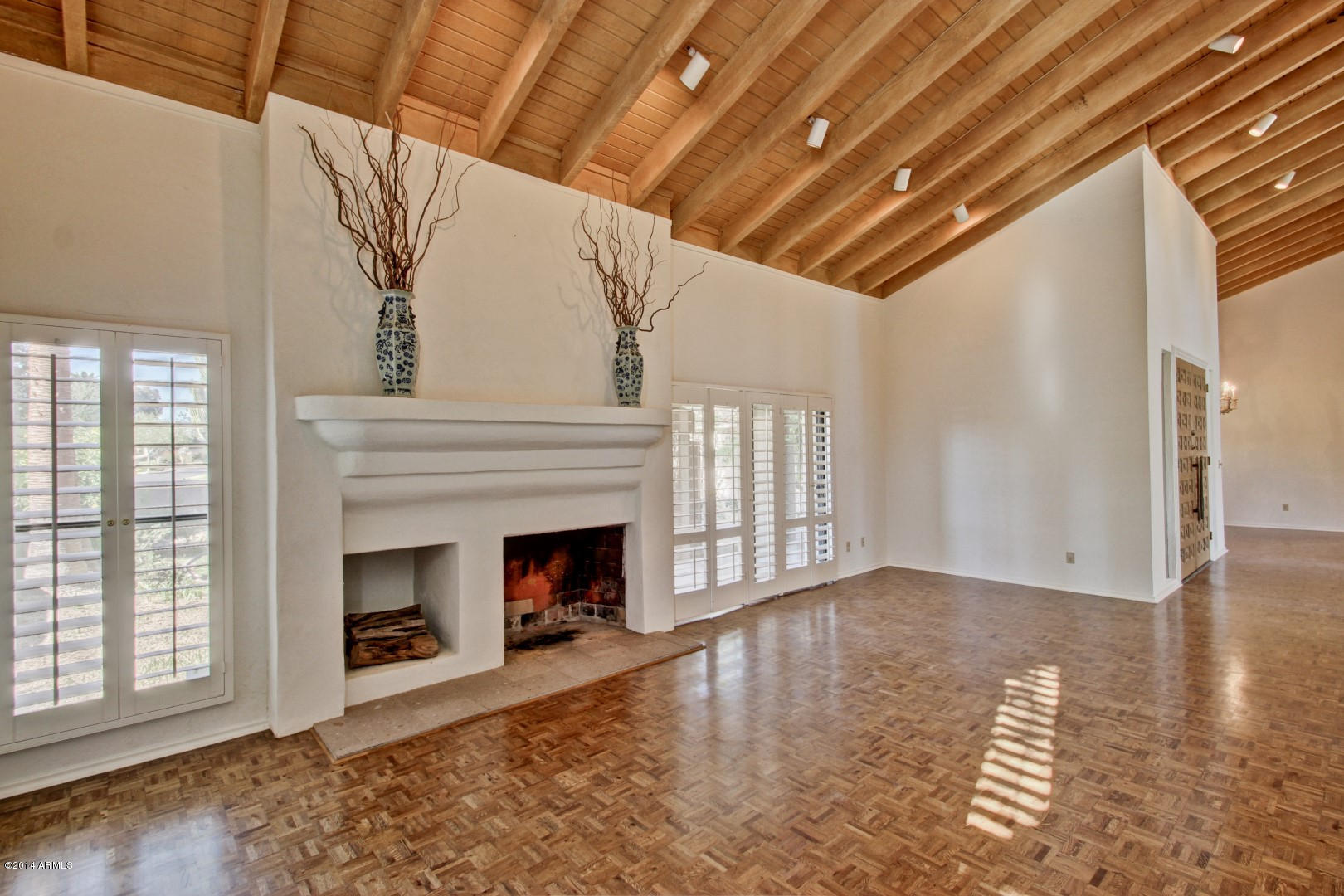 4448 East Camelback Road, Unit 11 Phoenix, AZ 85018 - Photo 17 of 98 Fire Place