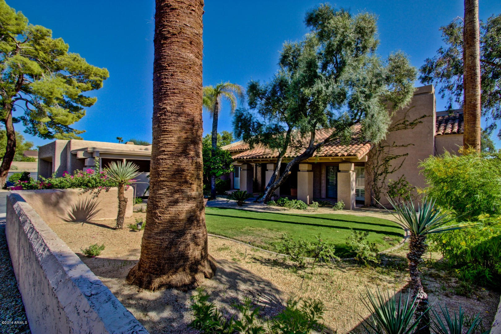 4448 East Camelback Road, Unit 11 Phoenix, AZ 85018 - Photo 5 of 98 Camelback #11 (10)
