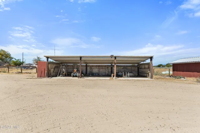 a view of houses with city view