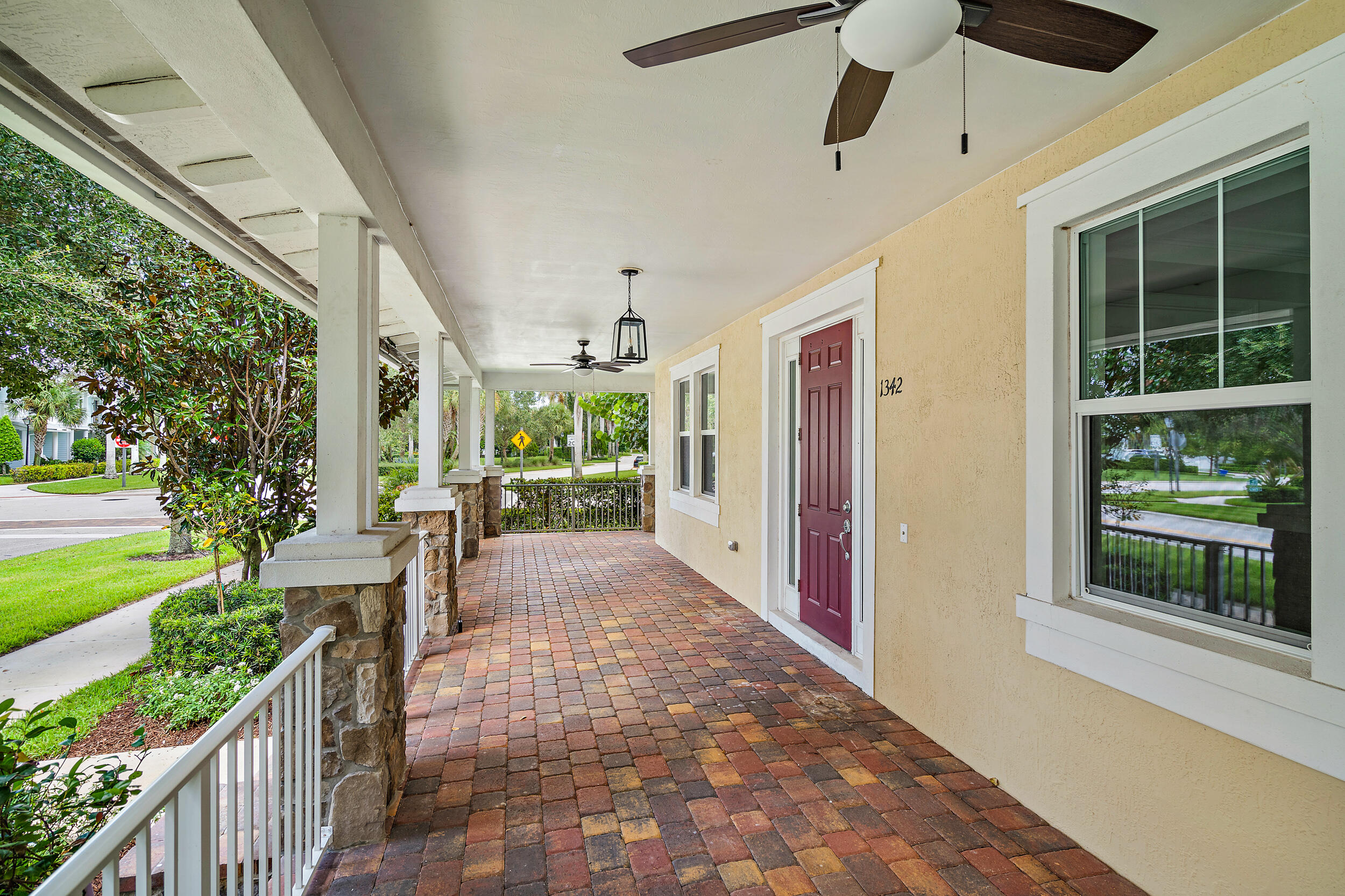 1342 Community Drive Jupiter, FL 33458 - Photo 2 of 34 Front Porch