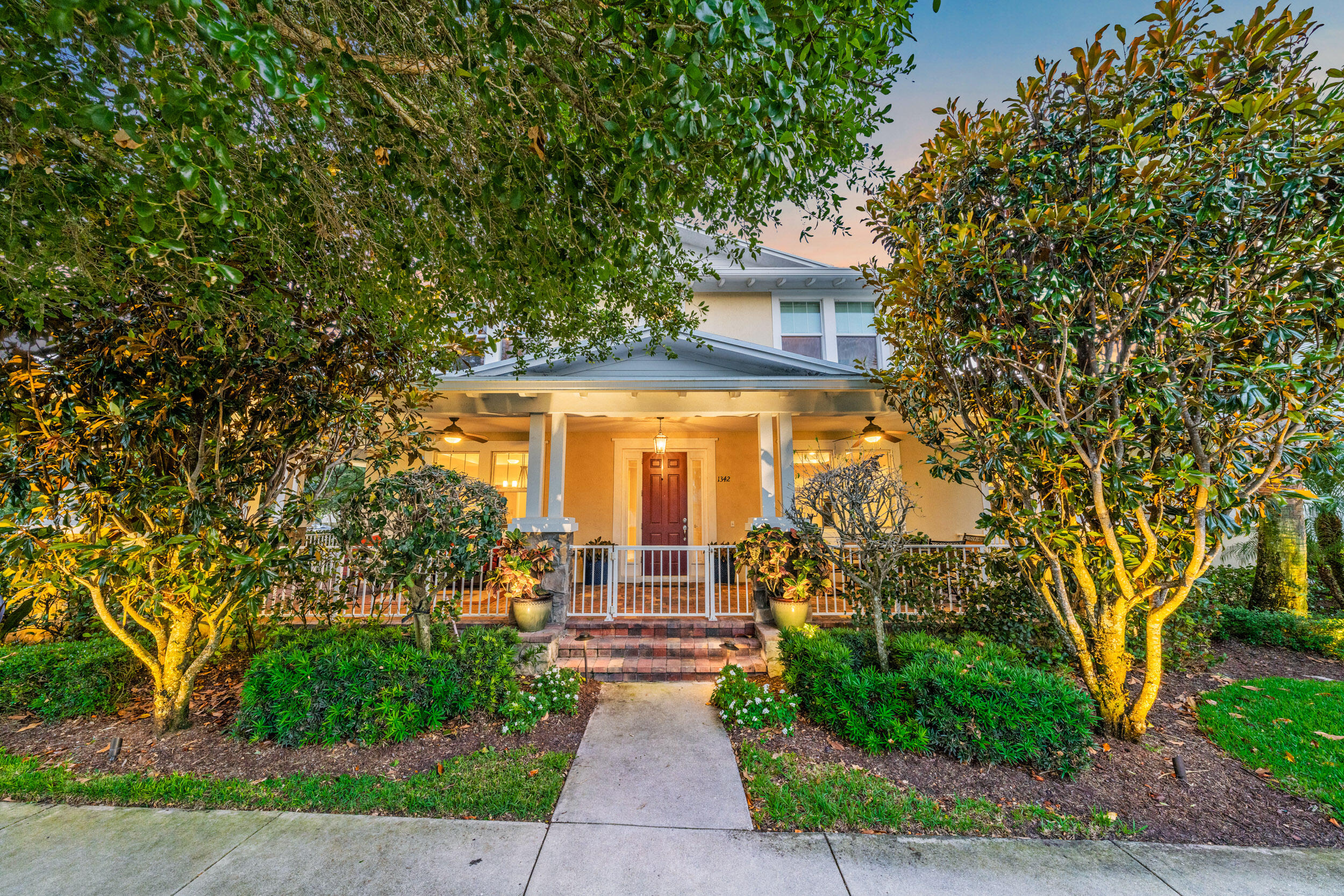 1342 Community Drive Jupiter, FL 33458 - Photo 32 of 34 Front Exterior