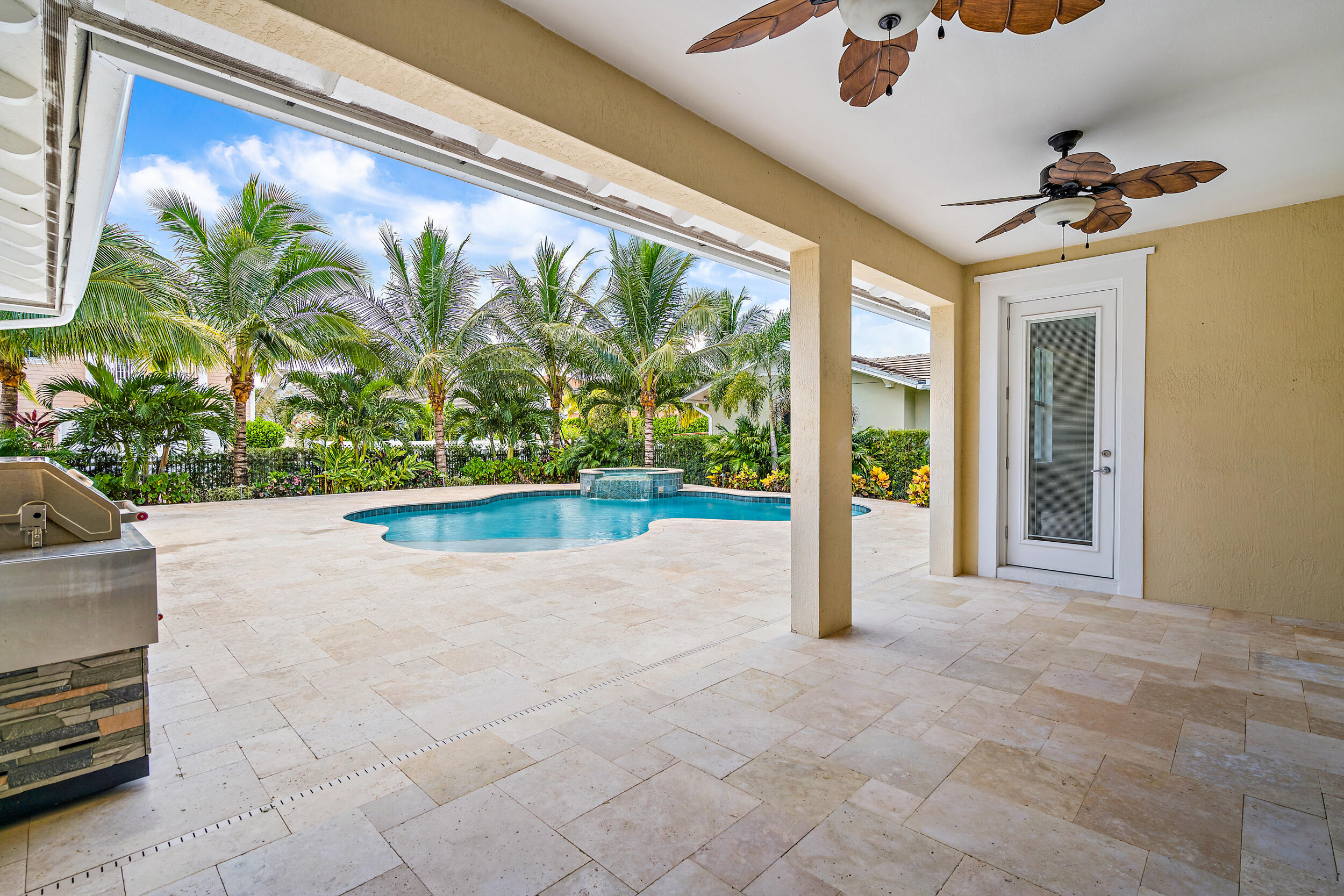 1342 Community Drive Jupiter, FL 33458 - Photo 5 of 34 Loggia / Pool