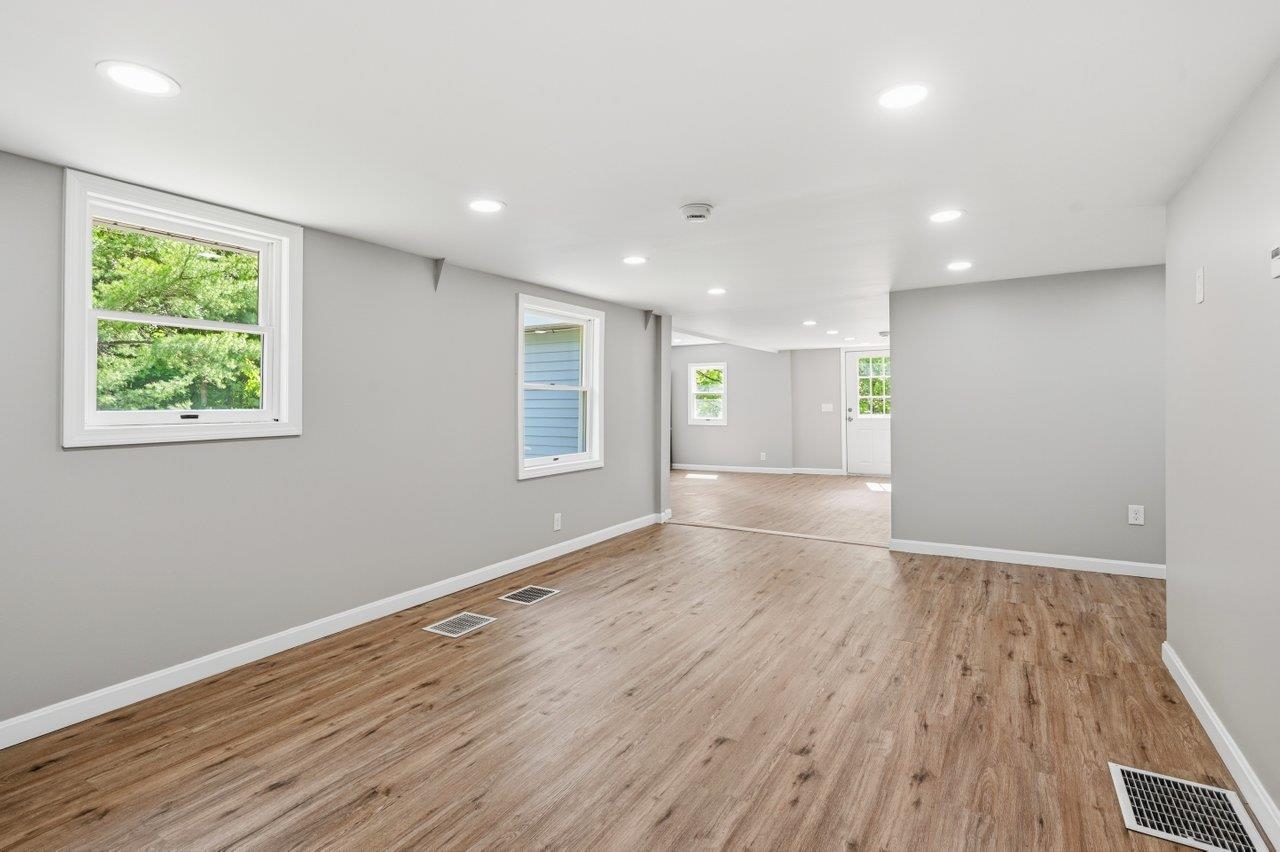 78 Crow Hill Road Rochester, NH 03868 - Photo 24 of 41