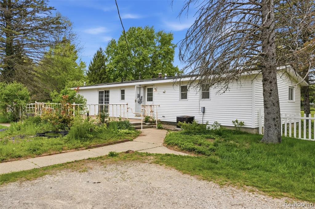43625 Harris Road Belleville, MI 48111 - Photo 32 of 66 Gallery Image 32