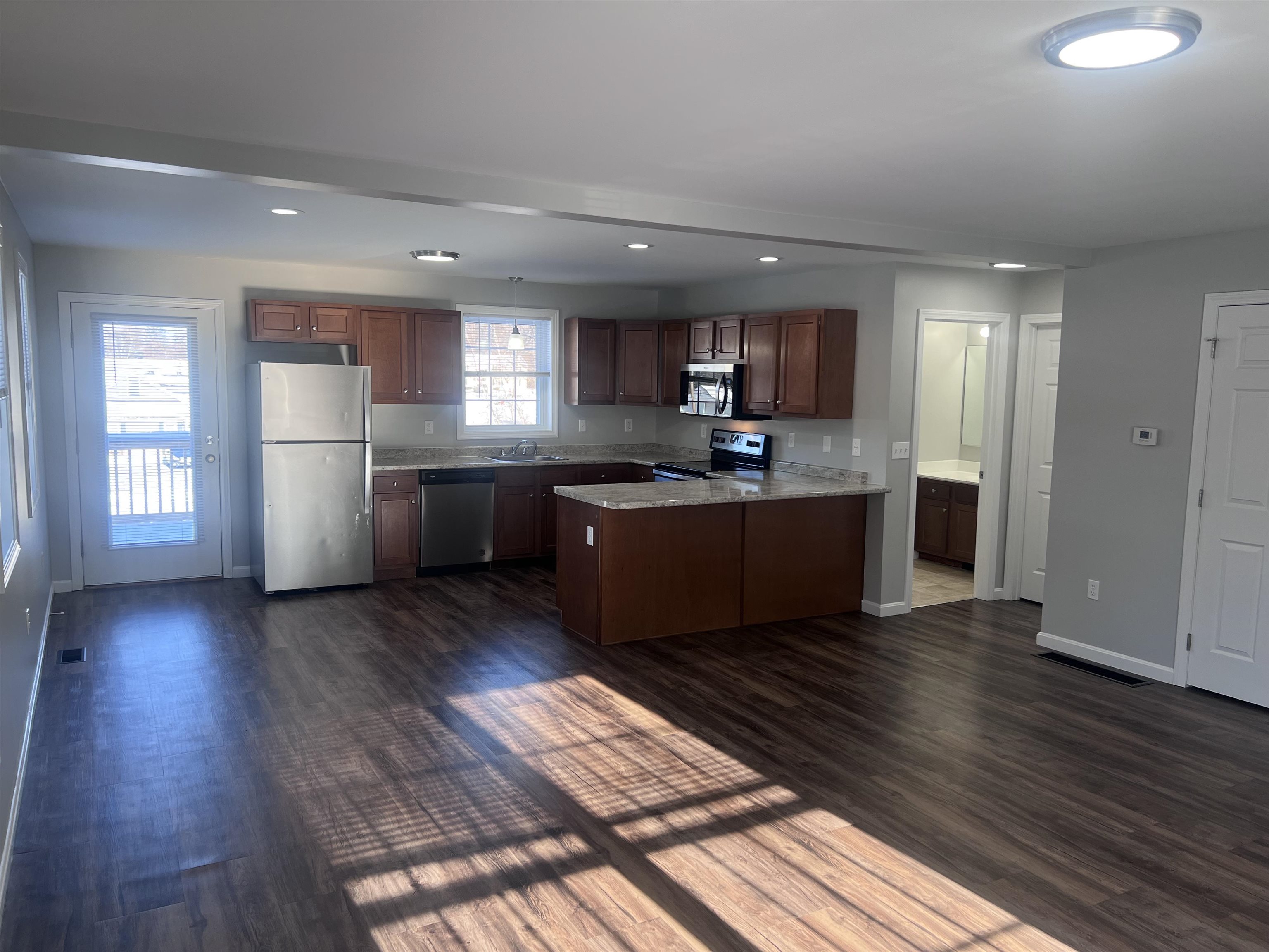 4 A Red Oak Way Boscawen, NH 03303 - Photo 12 of 33