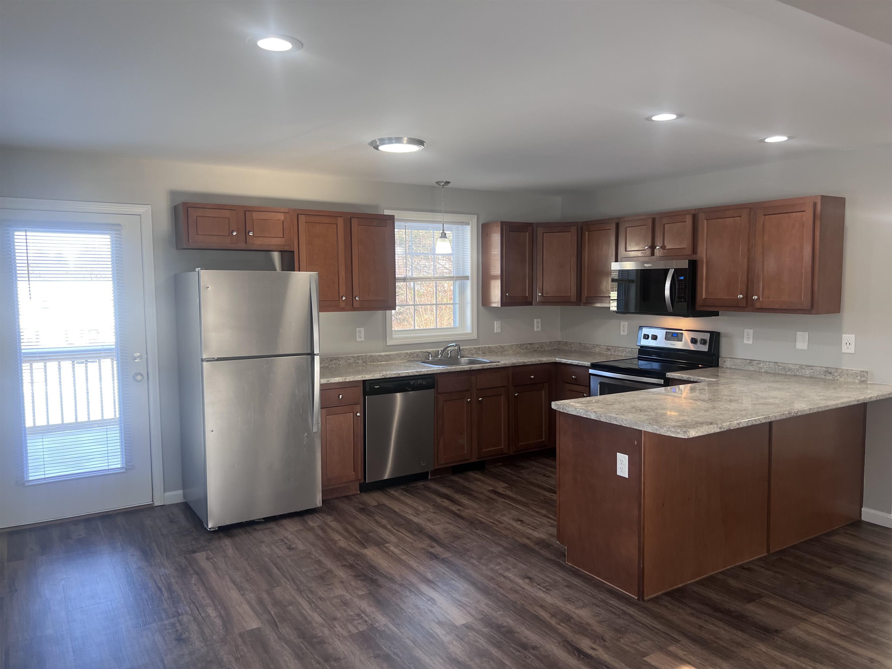 4 A Red Oak Way Boscawen, NH 03303 - Photo 13 of 33