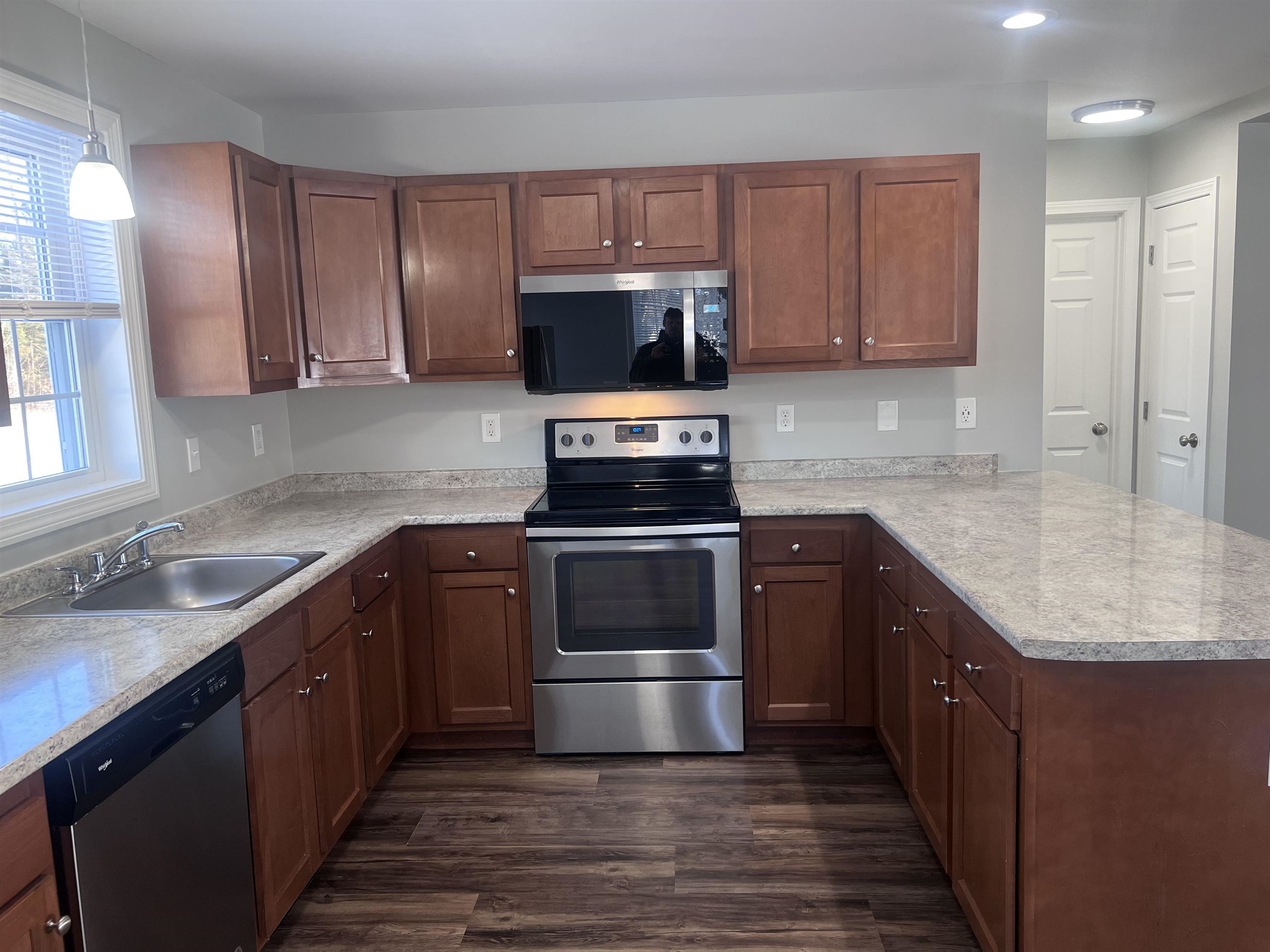 4 A Red Oak Way Boscawen, NH 03303 - Photo 14 of 33