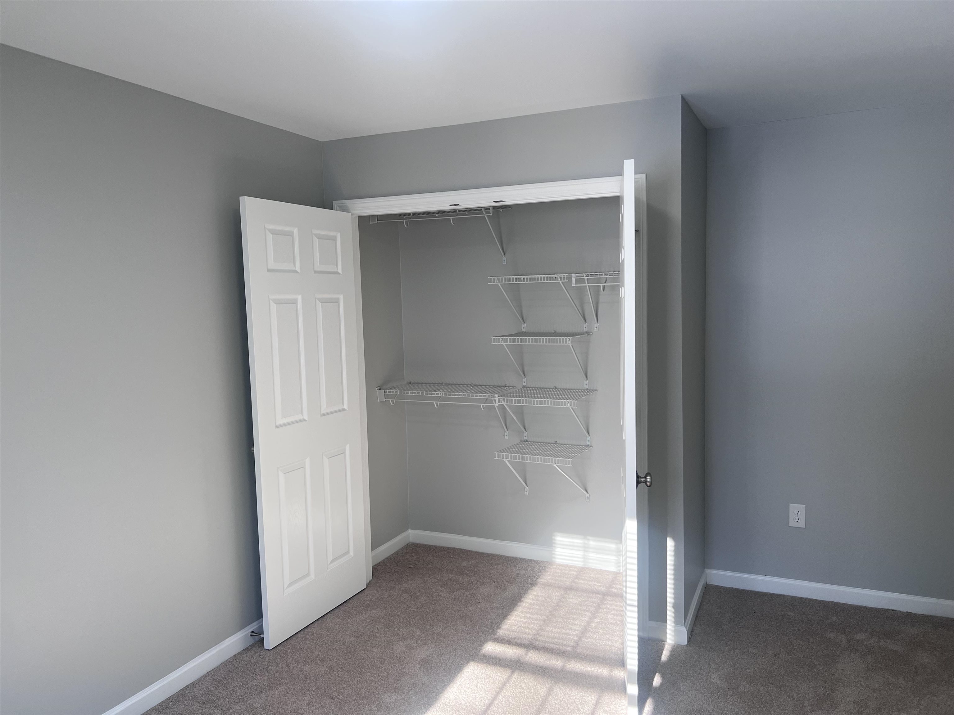 4 A Red Oak Way Boscawen, NH 03303 - Photo 25 of 33