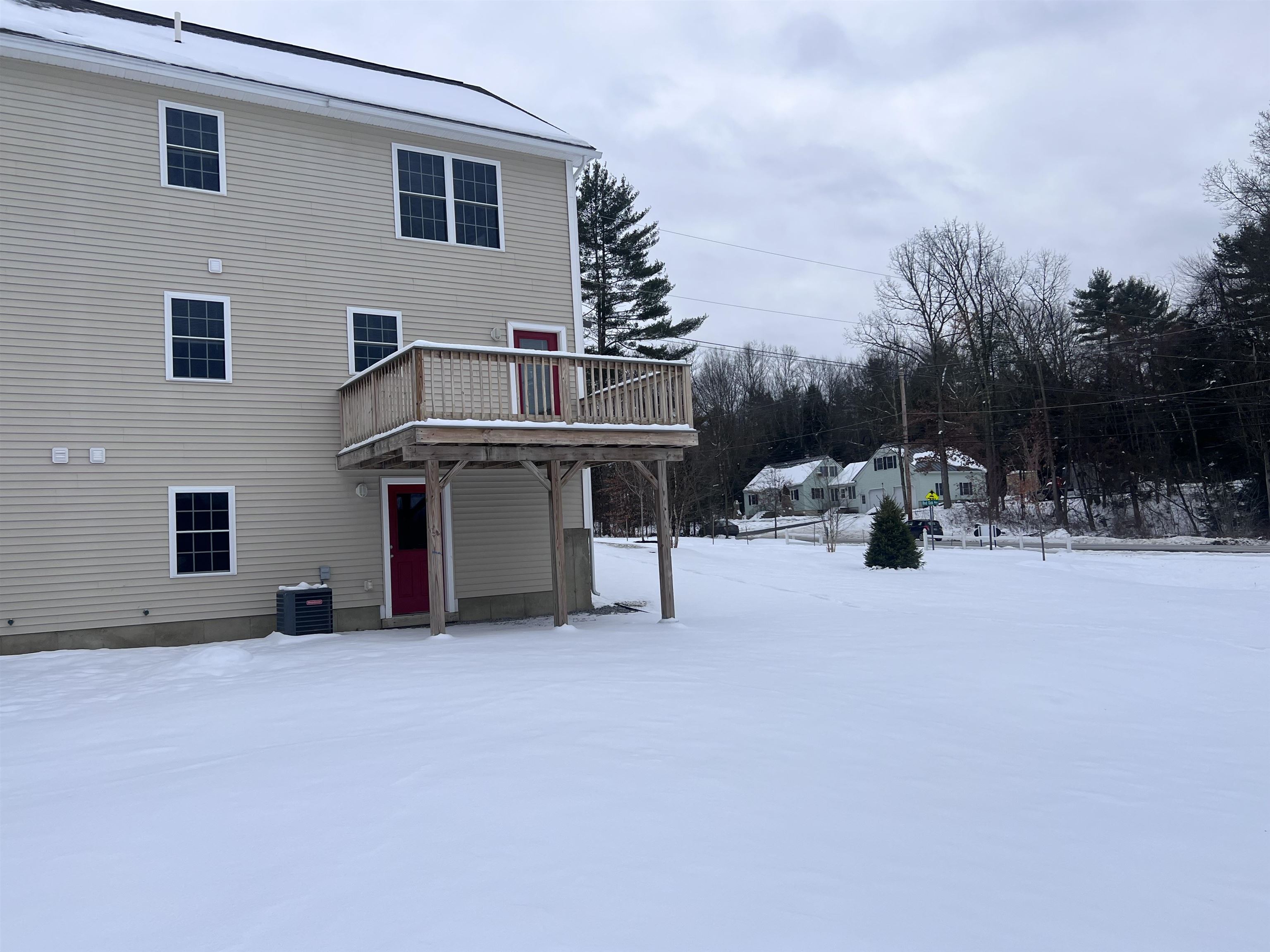 4 A Red Oak Way Boscawen, NH 03303 - Photo 7 of 33