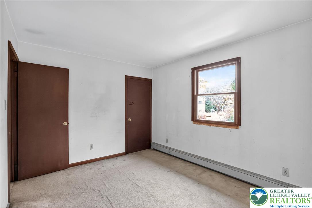 6594 Memorial Road Germansville, PA 18053 - Photo 25 of 49 primary bedroom