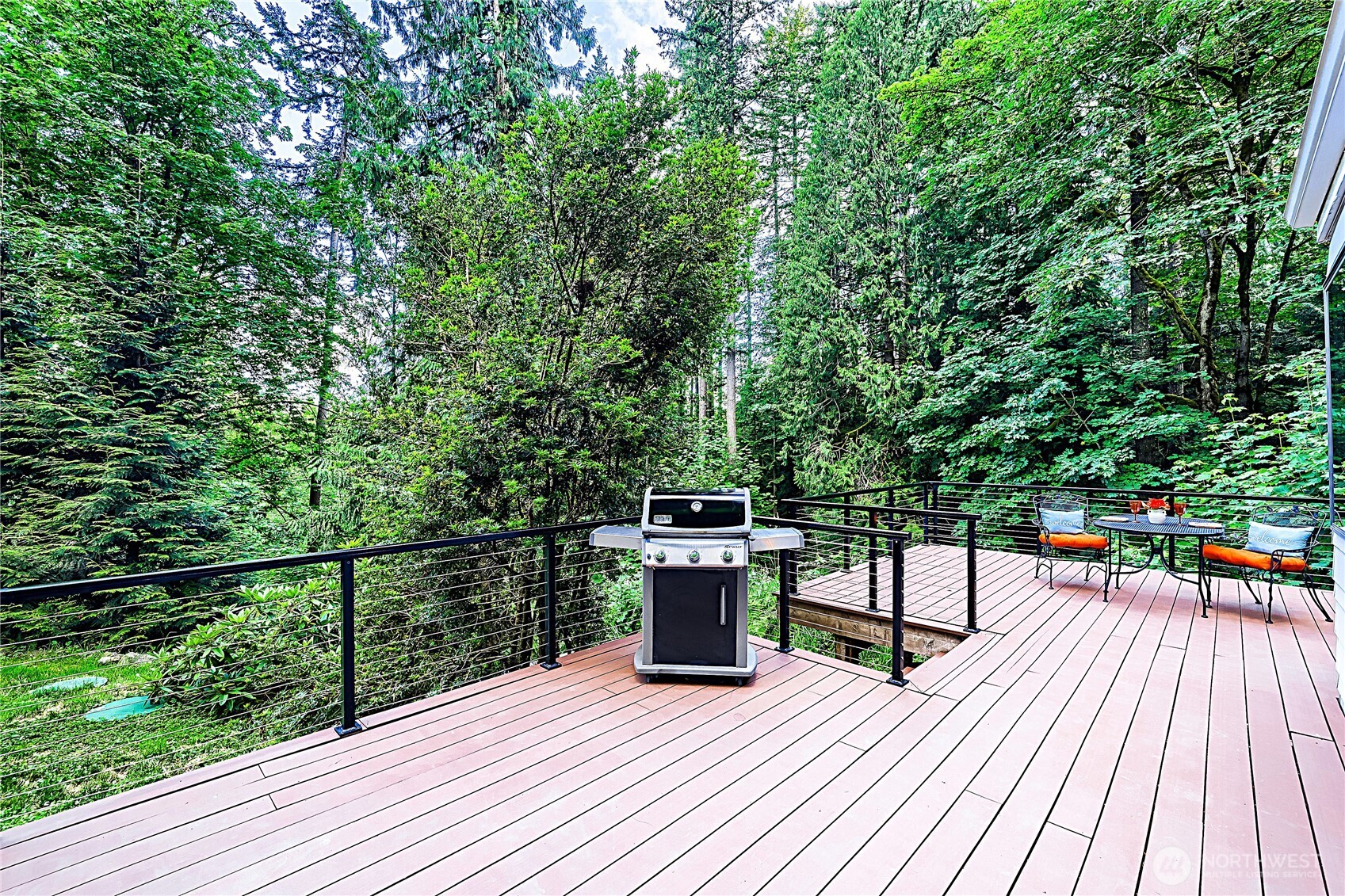 13020 Squak Mountain Road Southeast Issaquah, WA 98027 - Photo 34 of 40