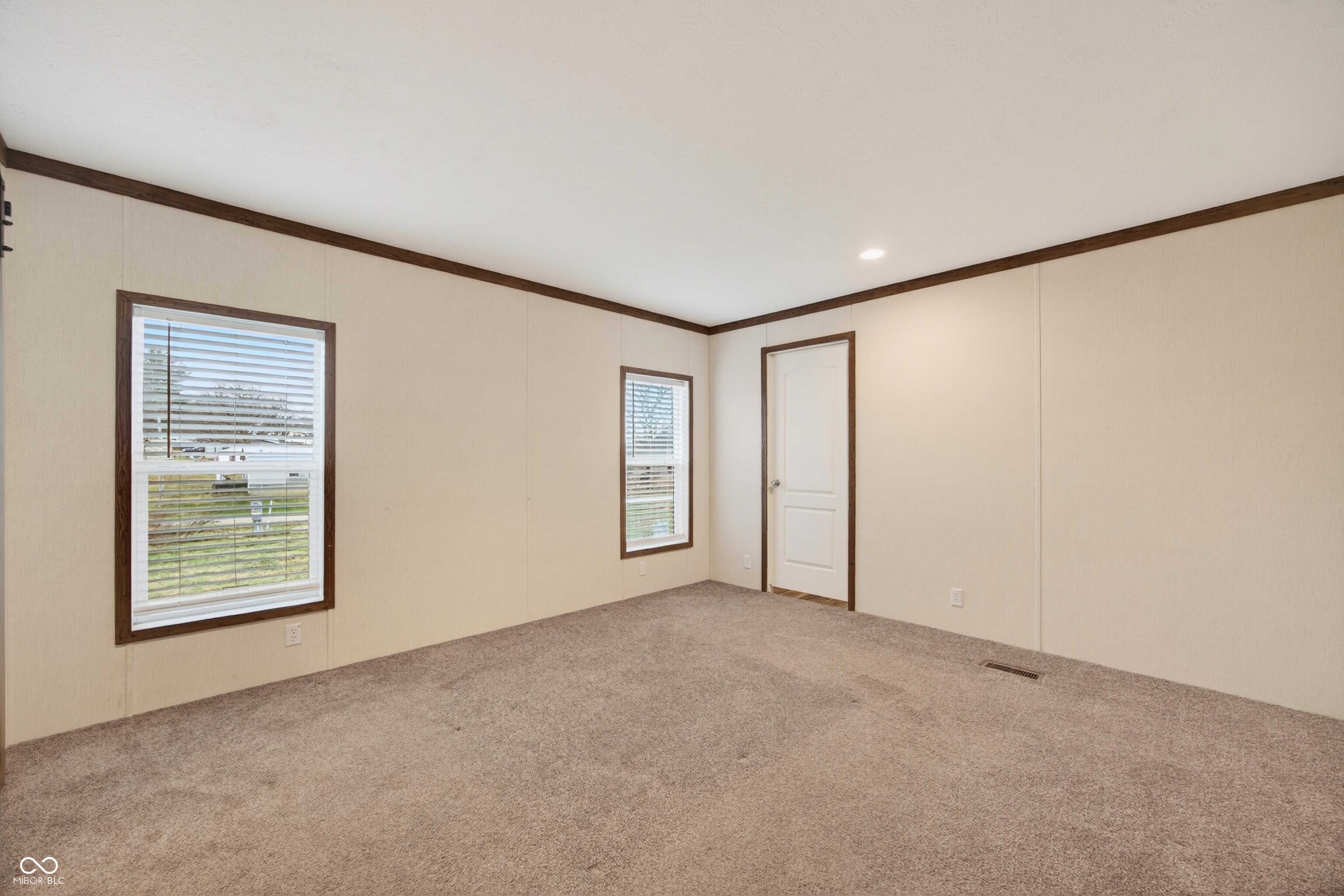 142 Heartland Street Bedford, IN 47421 - Photo 25 of 36