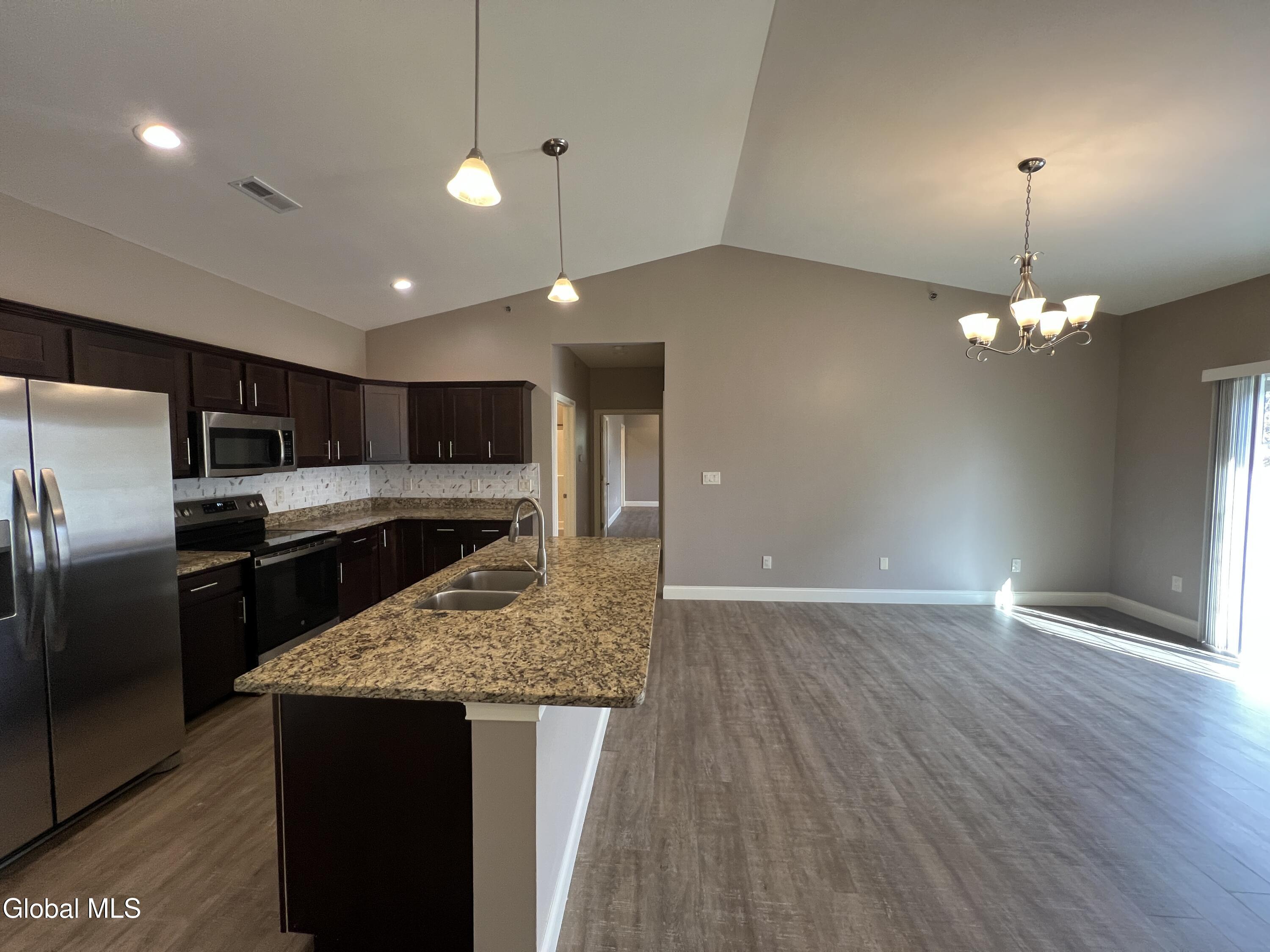 48 Bavarian Way, Unit 97 Altamont, NY 12009 - Photo 11 of 57 Kitchen