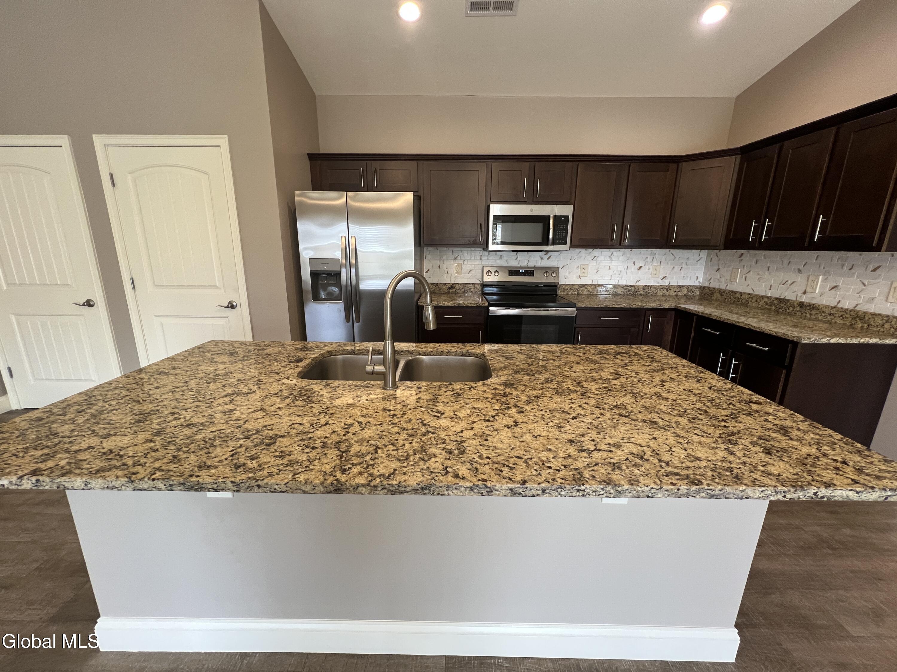 48 Bavarian Way, Unit 97 Altamont, NY 12009 - Photo 12 of 57 Kitchen