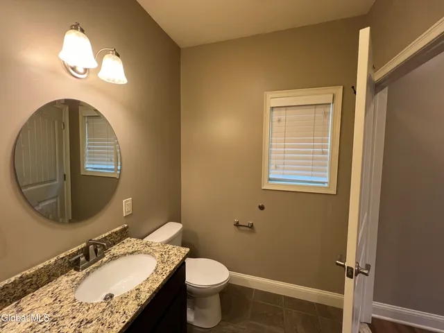 $2,450 | 48 Bavarian Way, Unit 97, Altamont, NY 12009