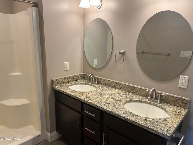 $2,450 | 48 Bavarian Way, Unit 97, Altamont, NY 12009