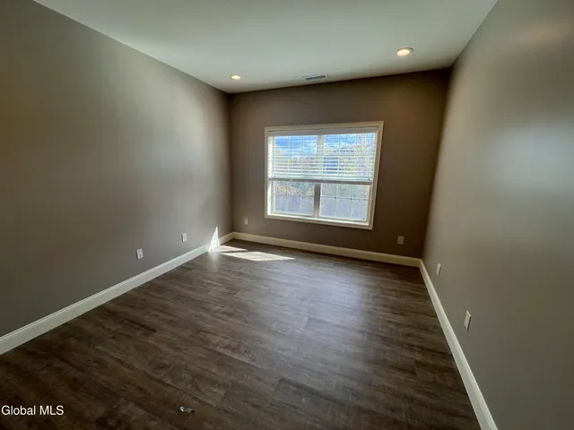 $2,450 | 48 Bavarian Way, Unit 97, Altamont, NY 12009