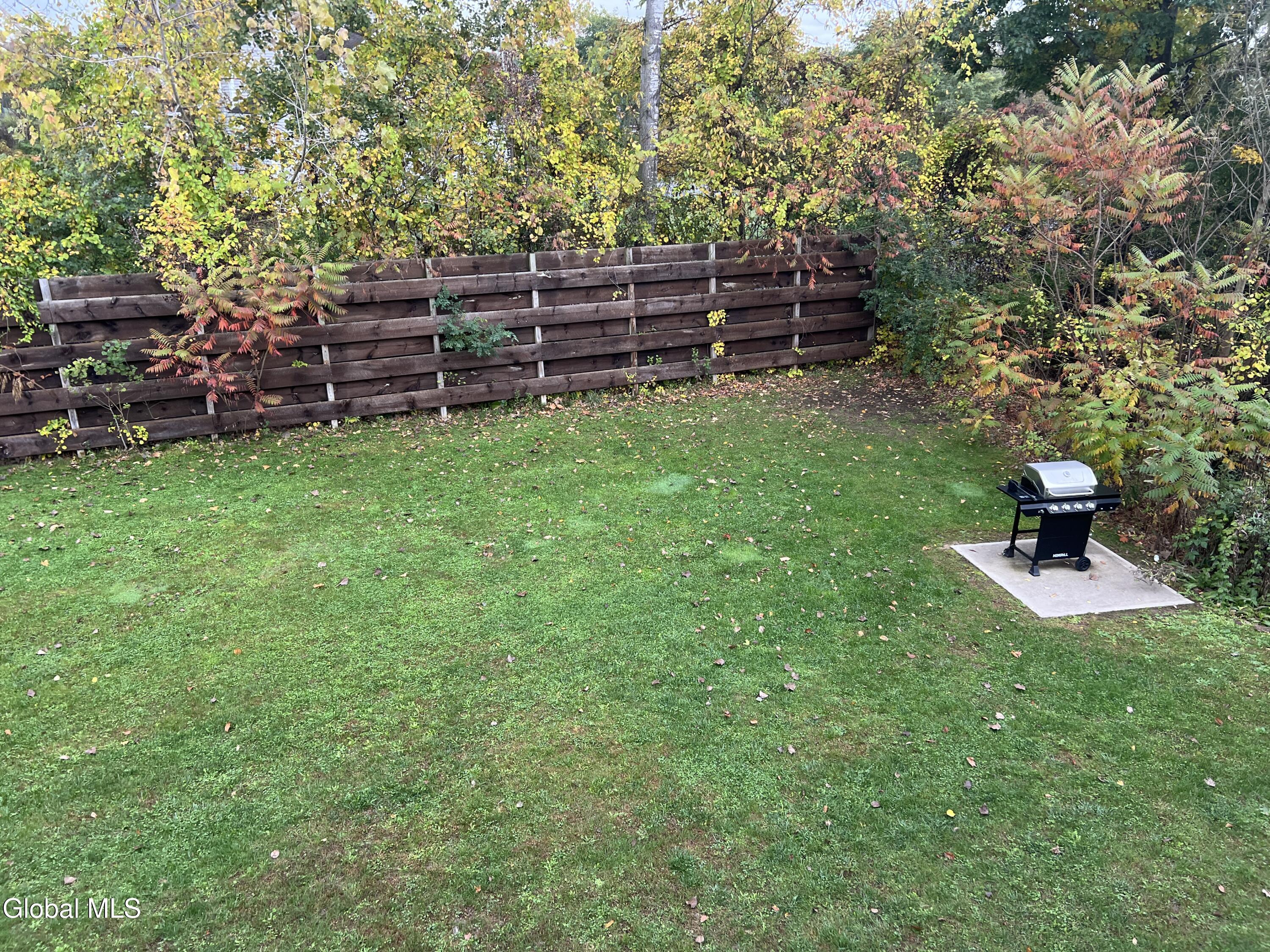 48 Bavarian Way, Unit 97 Altamont, NY 12009 - Photo 34 of 57 Yard & Grill