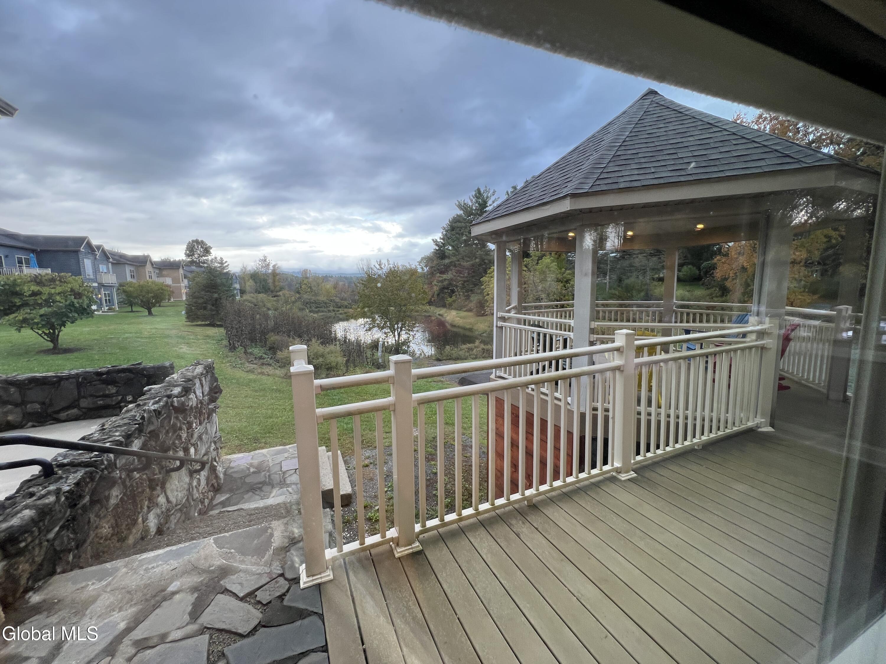 48 Bavarian Way, Unit 97 Altamont, NY 12009 - Photo 37 of 57 Pond & Gazebo