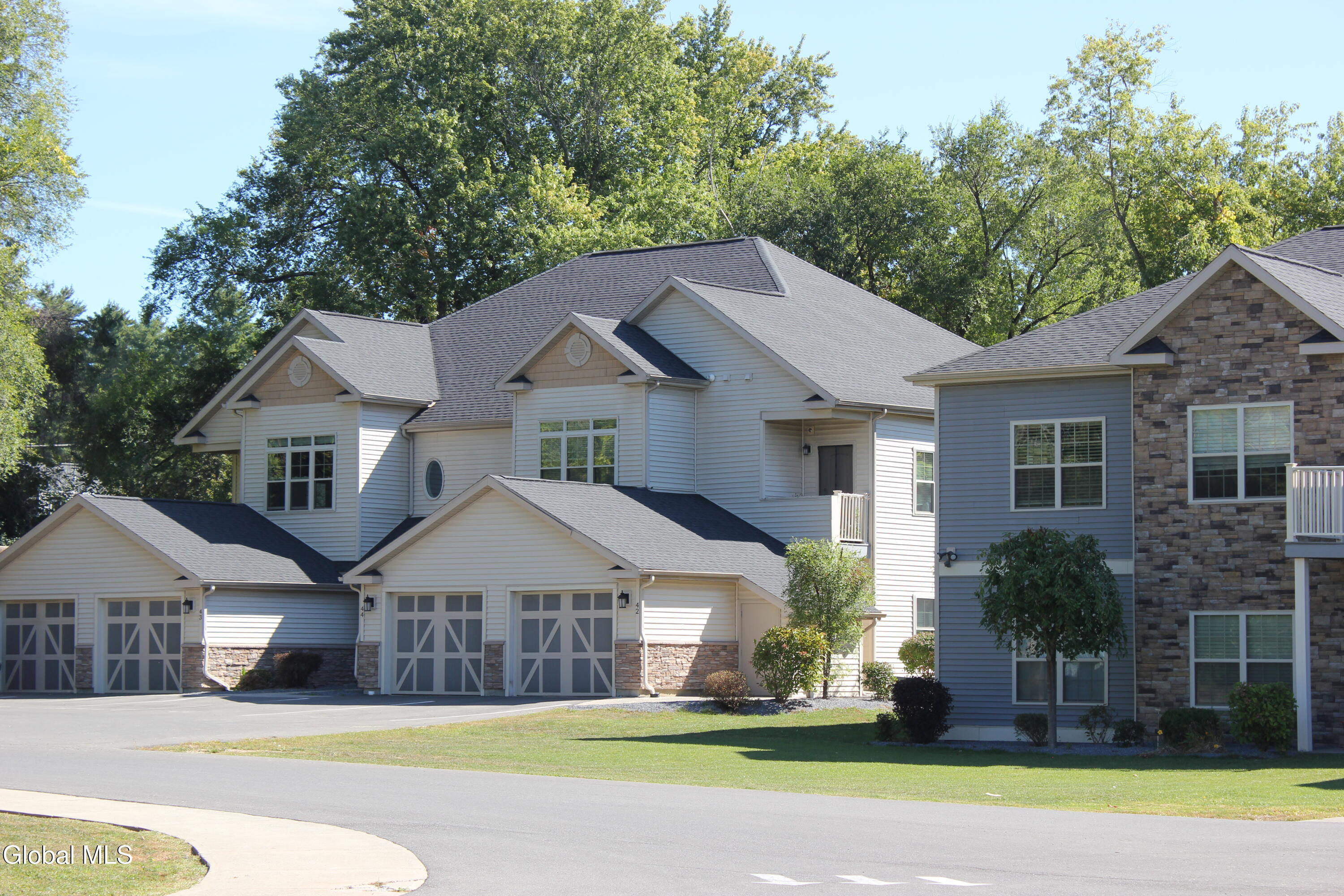 48 Bavarian Way, Unit 97 Altamont, NY 12009 - Photo 4 of 57 Exterior1