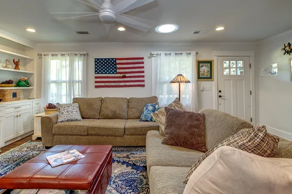 $650,000 | 445 Dupre Road, McClellanville, SC 29458