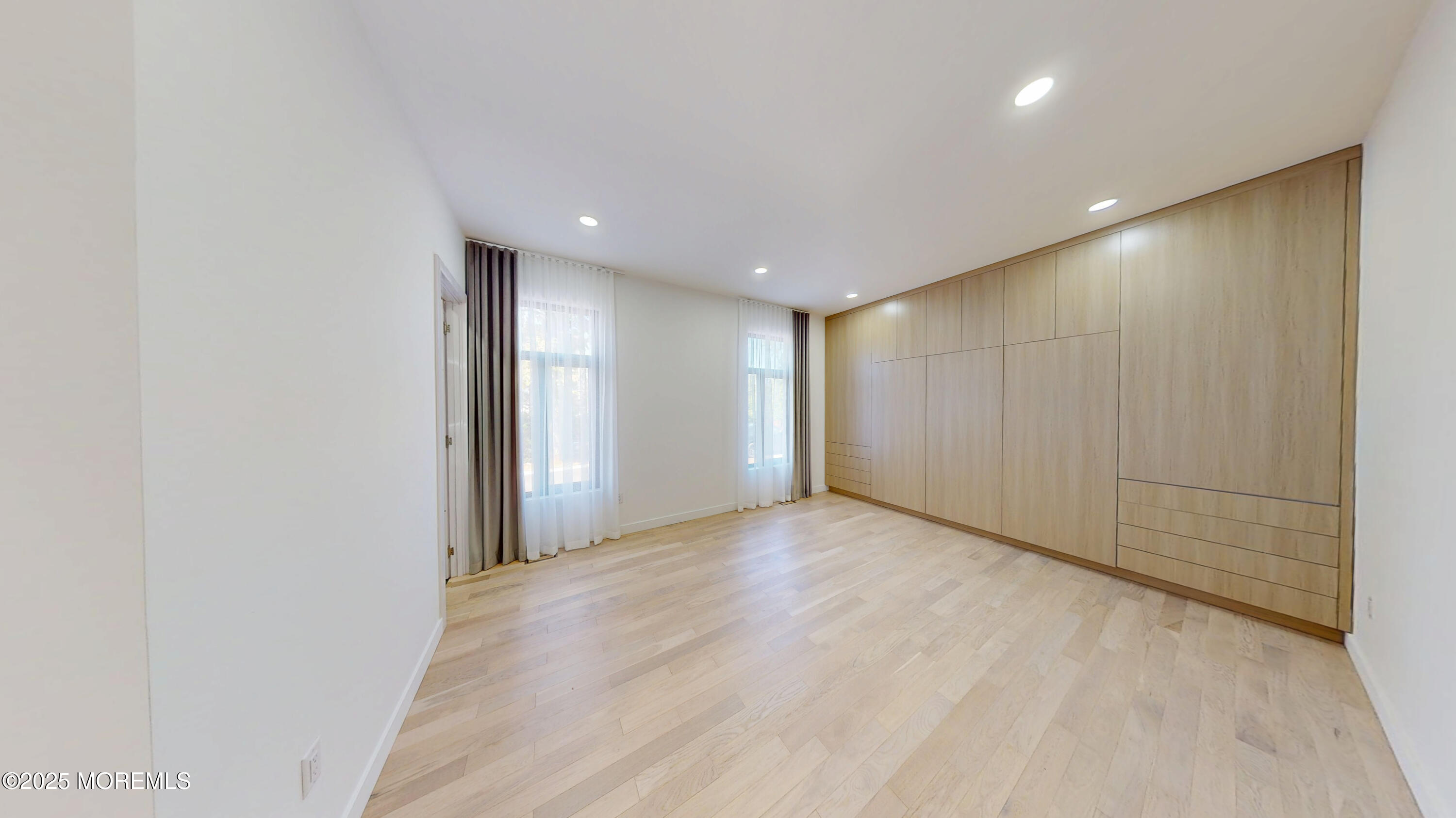 93 Buckley Road Marlboro, NJ 07746 - Photo 35 of 76 09012025_223048