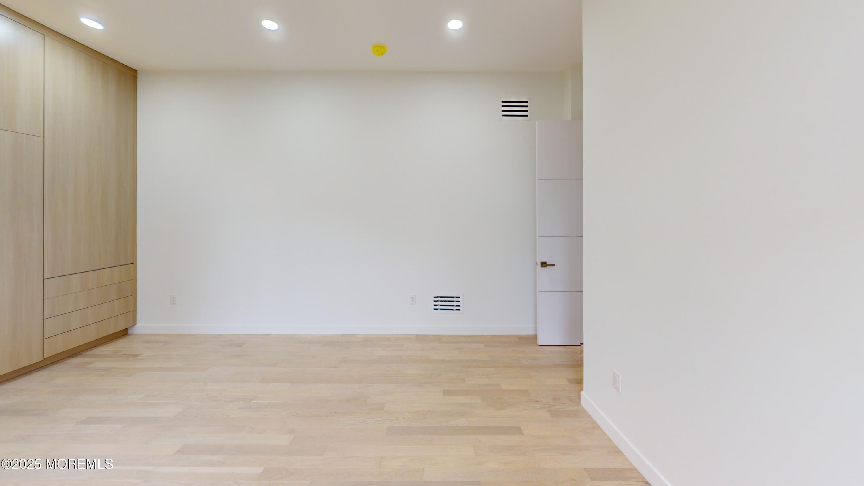 93 Buckley Road Marlboro, NJ 07746 - Photo 39 of 76 Bedroom 1st floor