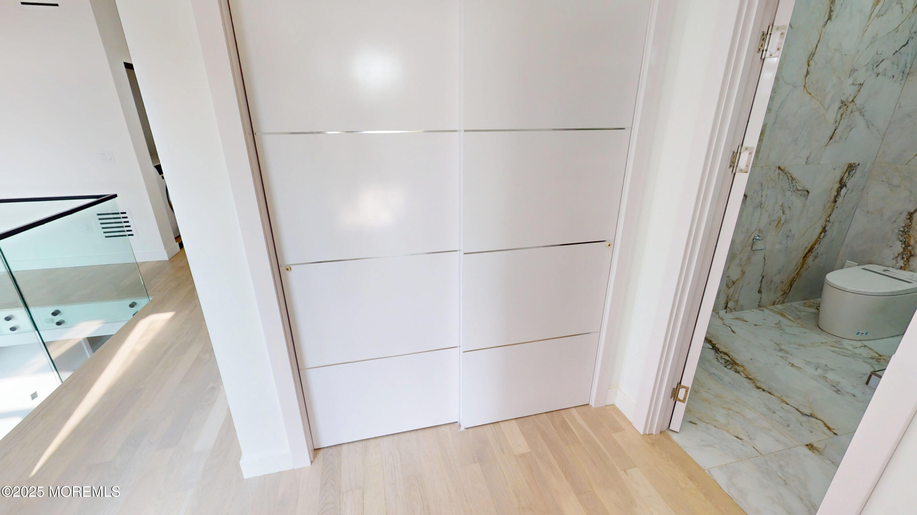 93 Buckley Road Marlboro, NJ 07746 - Photo 5 of 76 08212025_102951