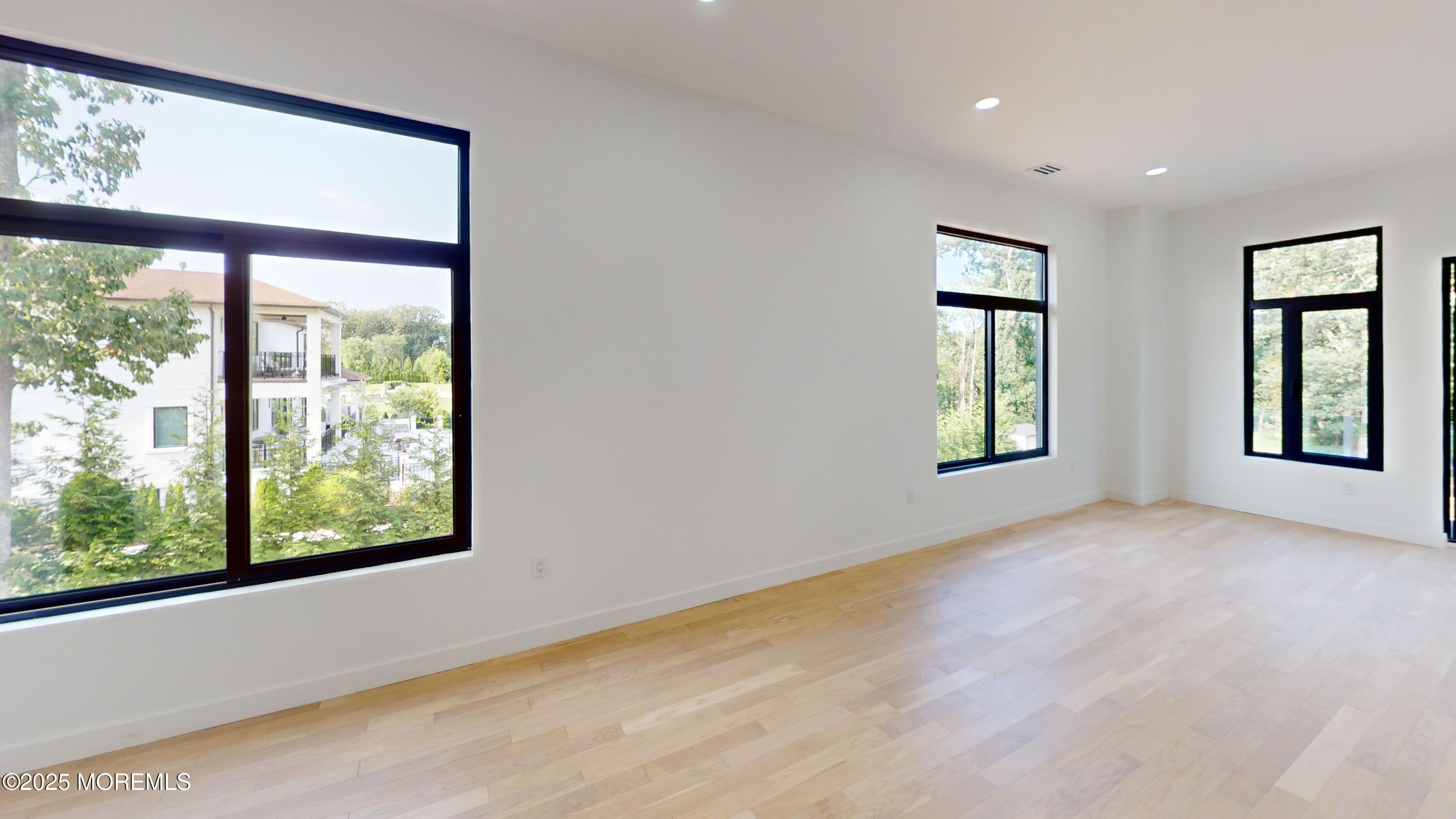 93 Buckley Road Marlboro, NJ 07746 - Photo 52 of 76 master