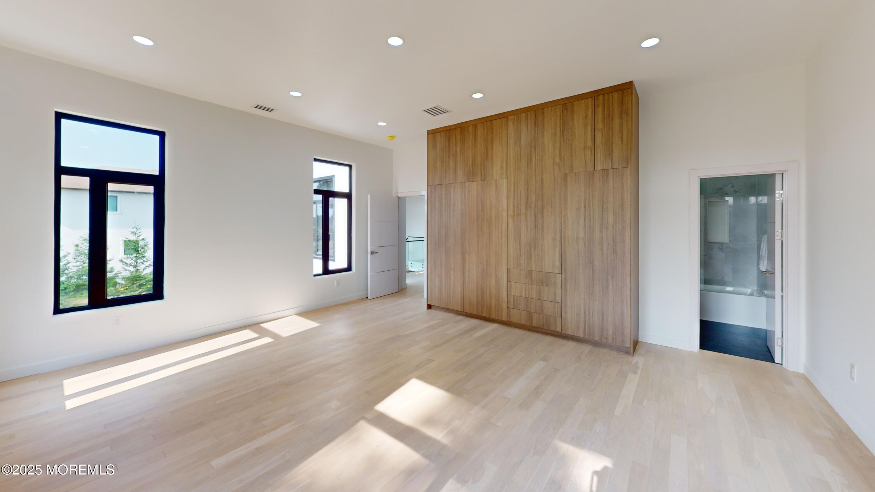 93 Buckley Road Marlboro, NJ 07746 - Photo 8 of 76 Bedroom44