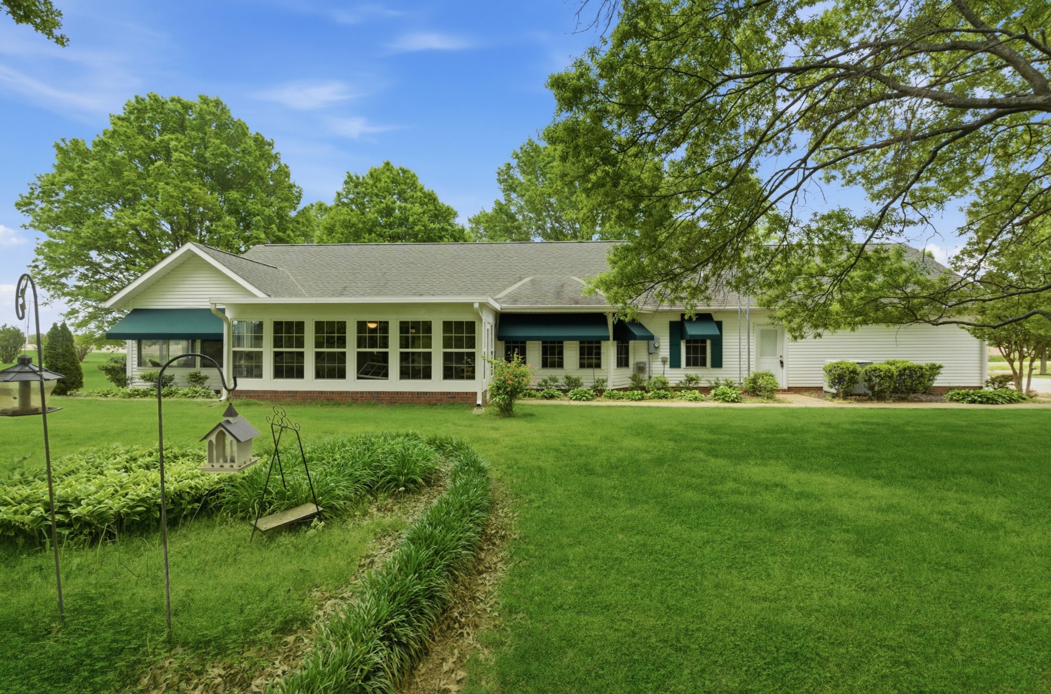 237 Luck Madden Road Trenton, TN 38382 - Photo 3 of 34