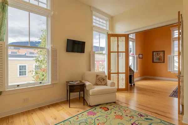 $645,000 | 4928 Main Street, Unit 2, Manchester, VT 05255